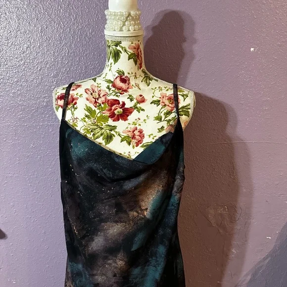 Multicolor Sleeveless Dress - Picture 3 of 6